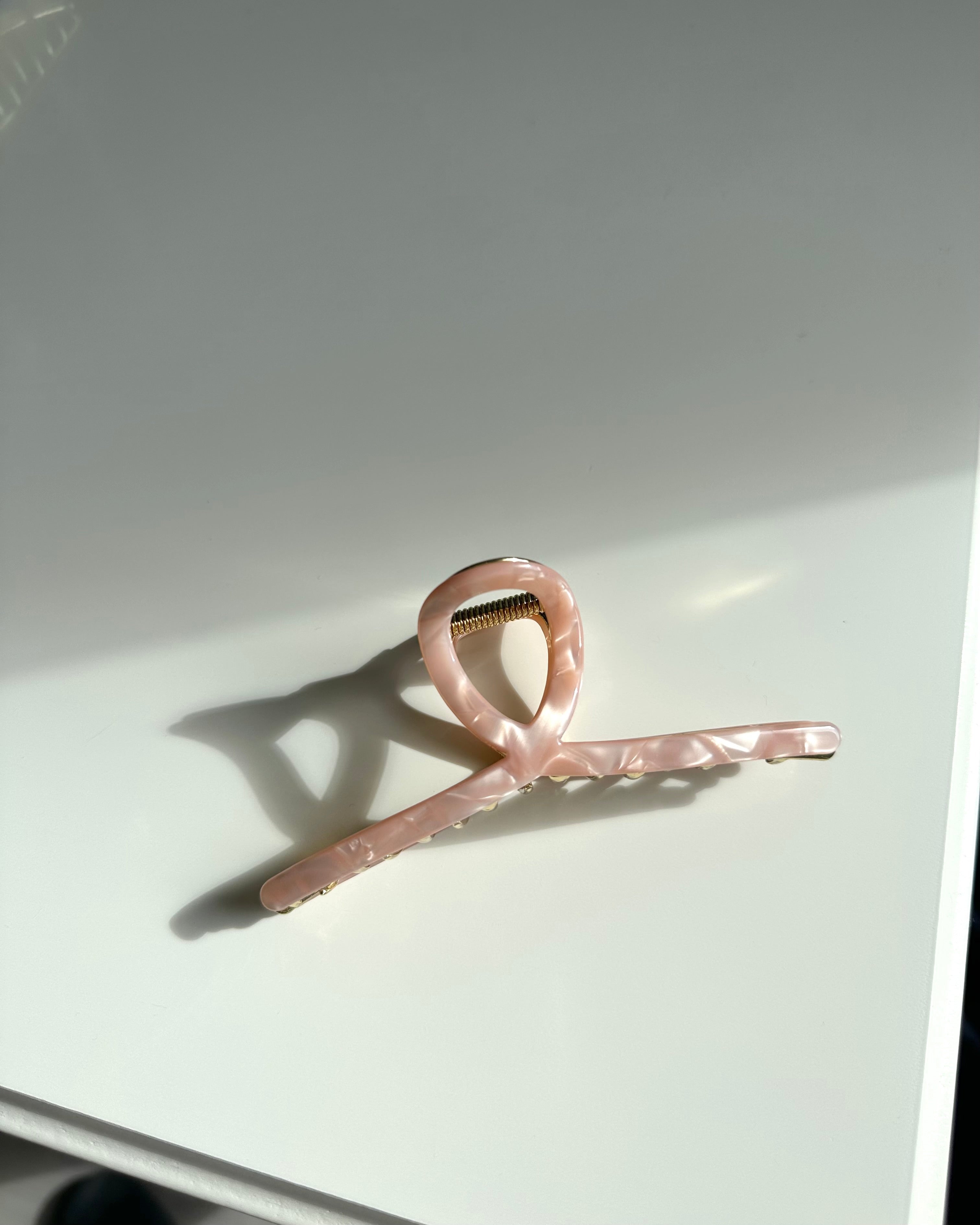 Signature | Loop Claw Clip