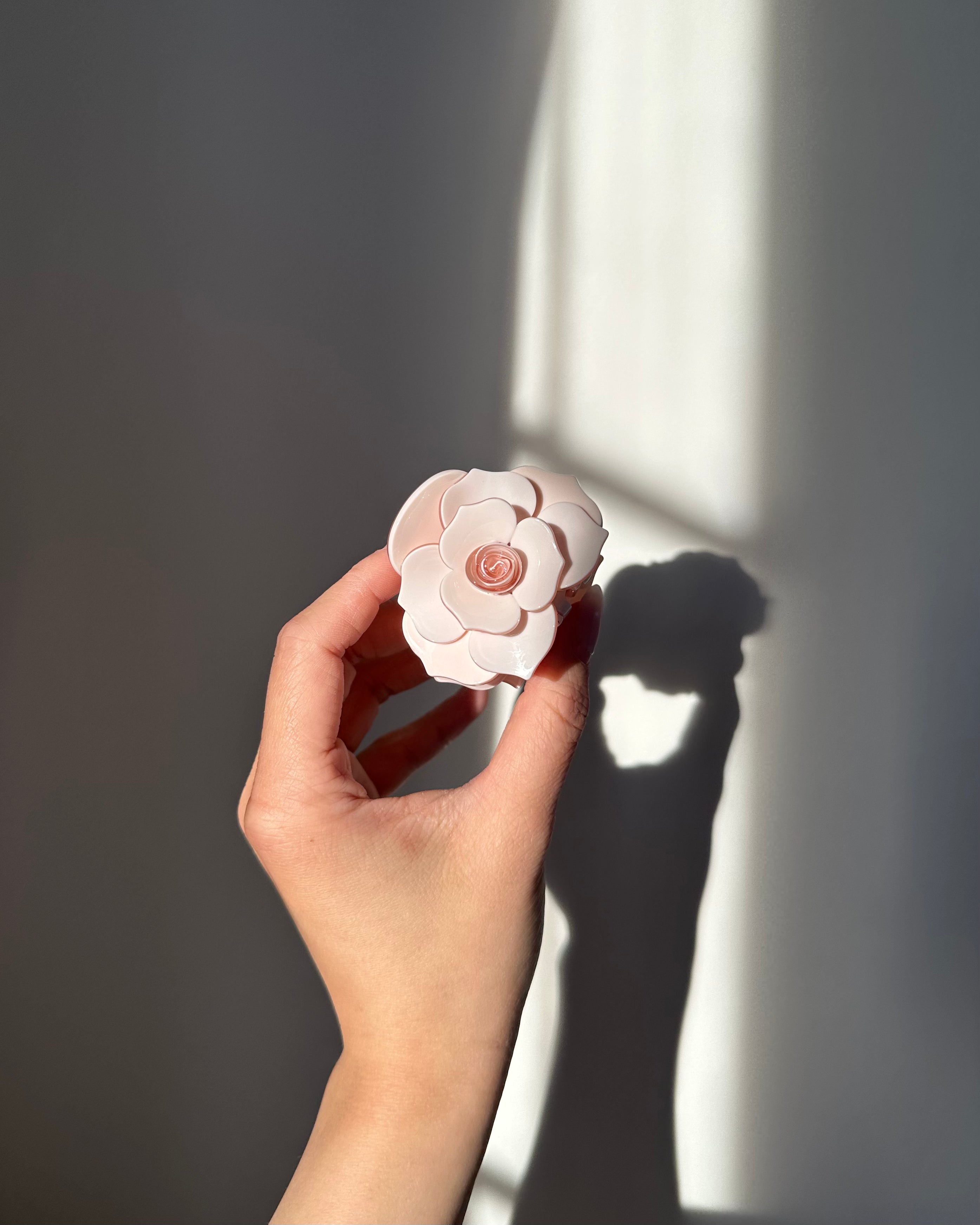 The Rose Clip