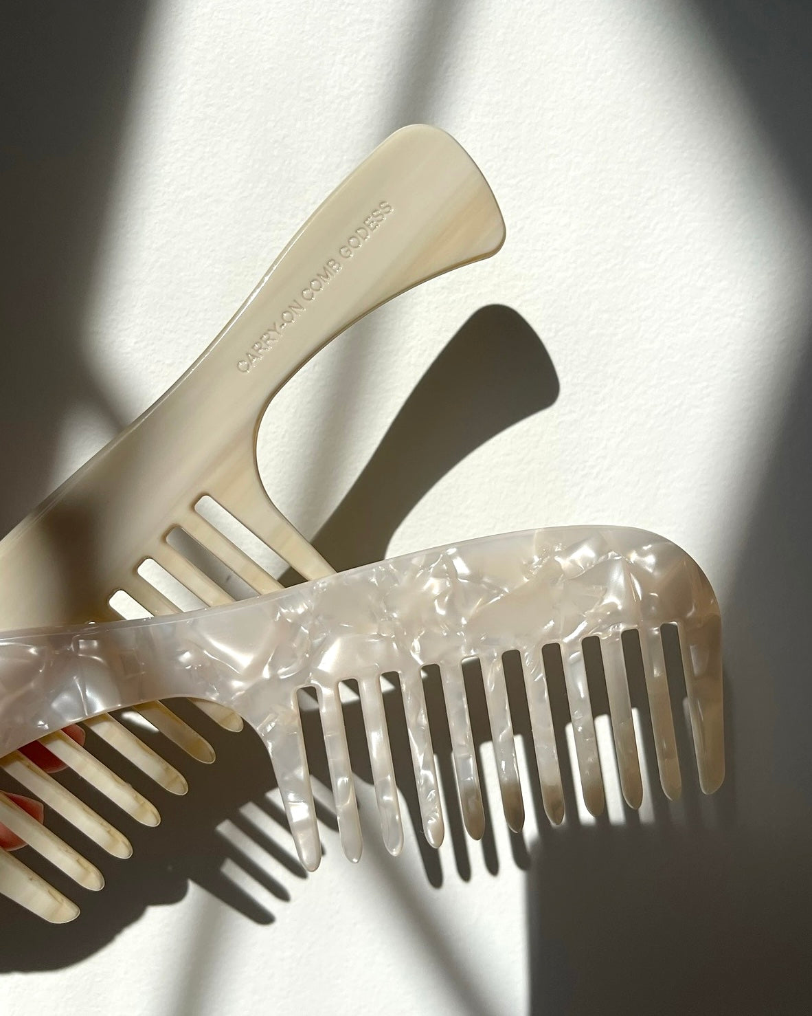 Marble Comb