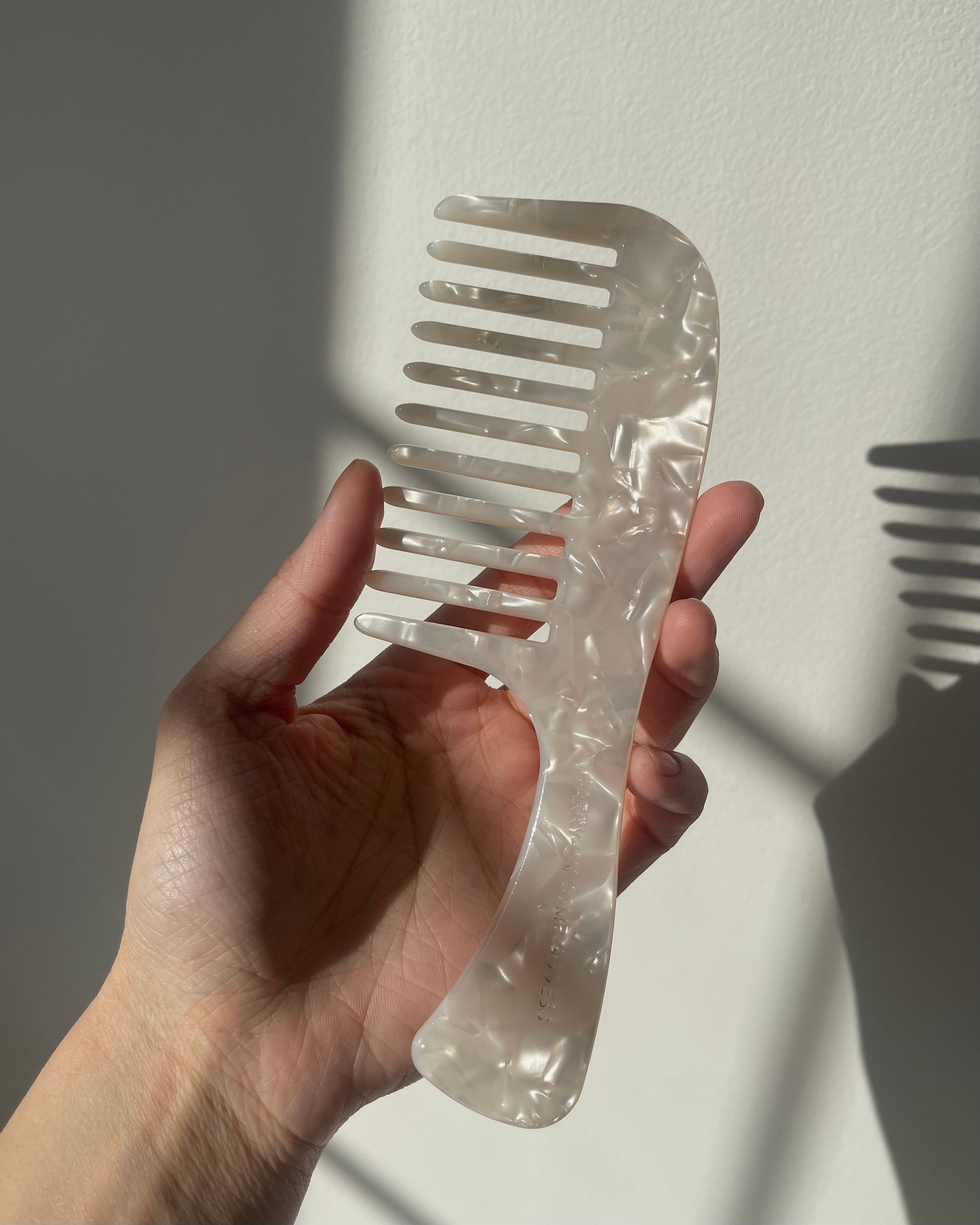 Carry-on Marble Comb