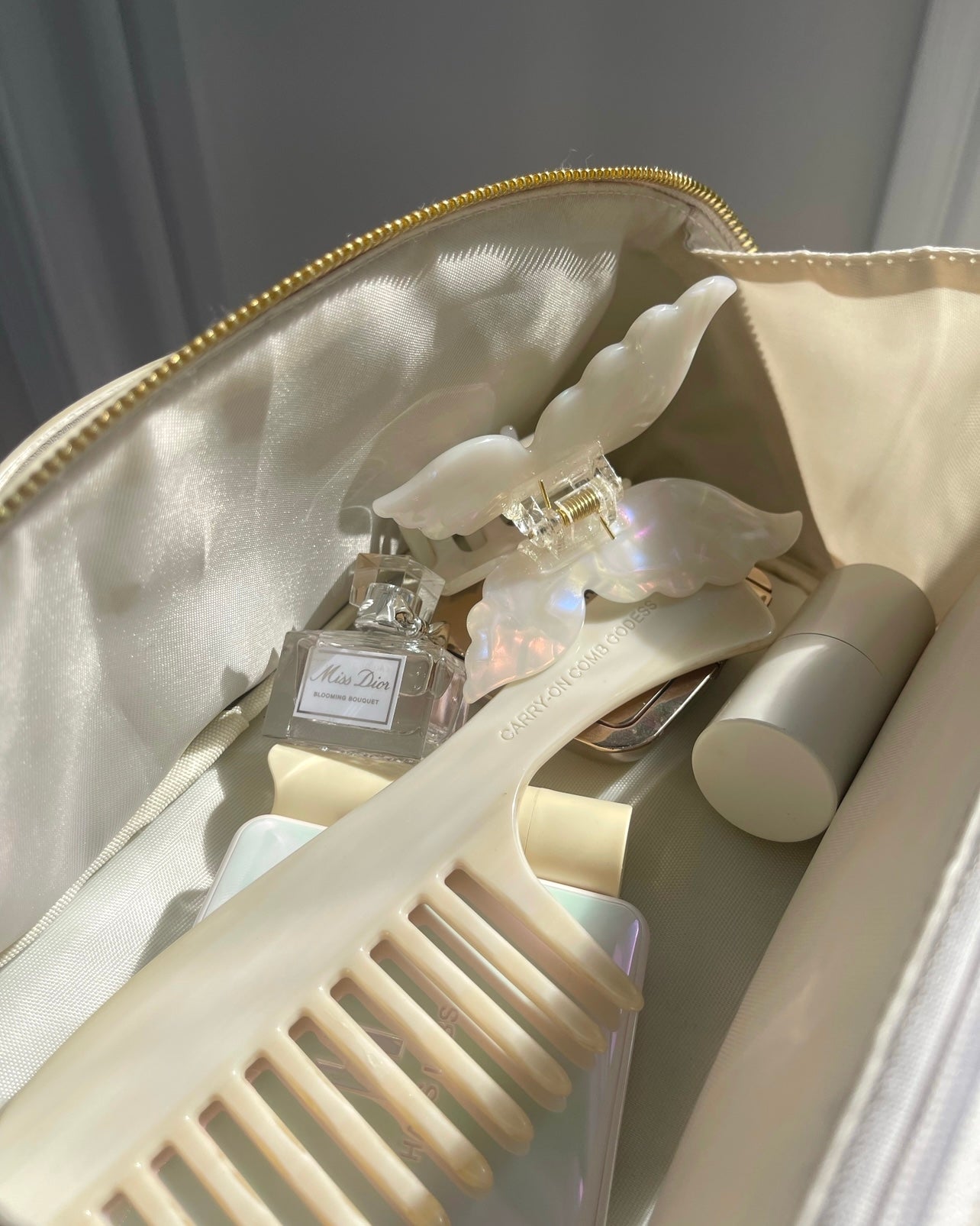 Carry-on Marble Comb